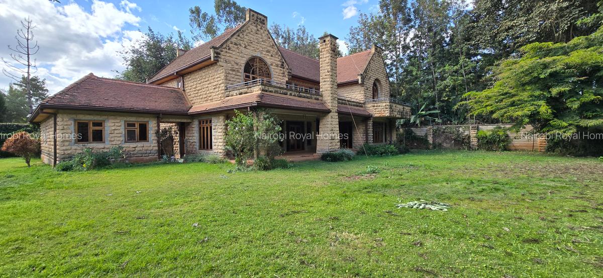 6 Bed House with En Suite at Karen Road - 2