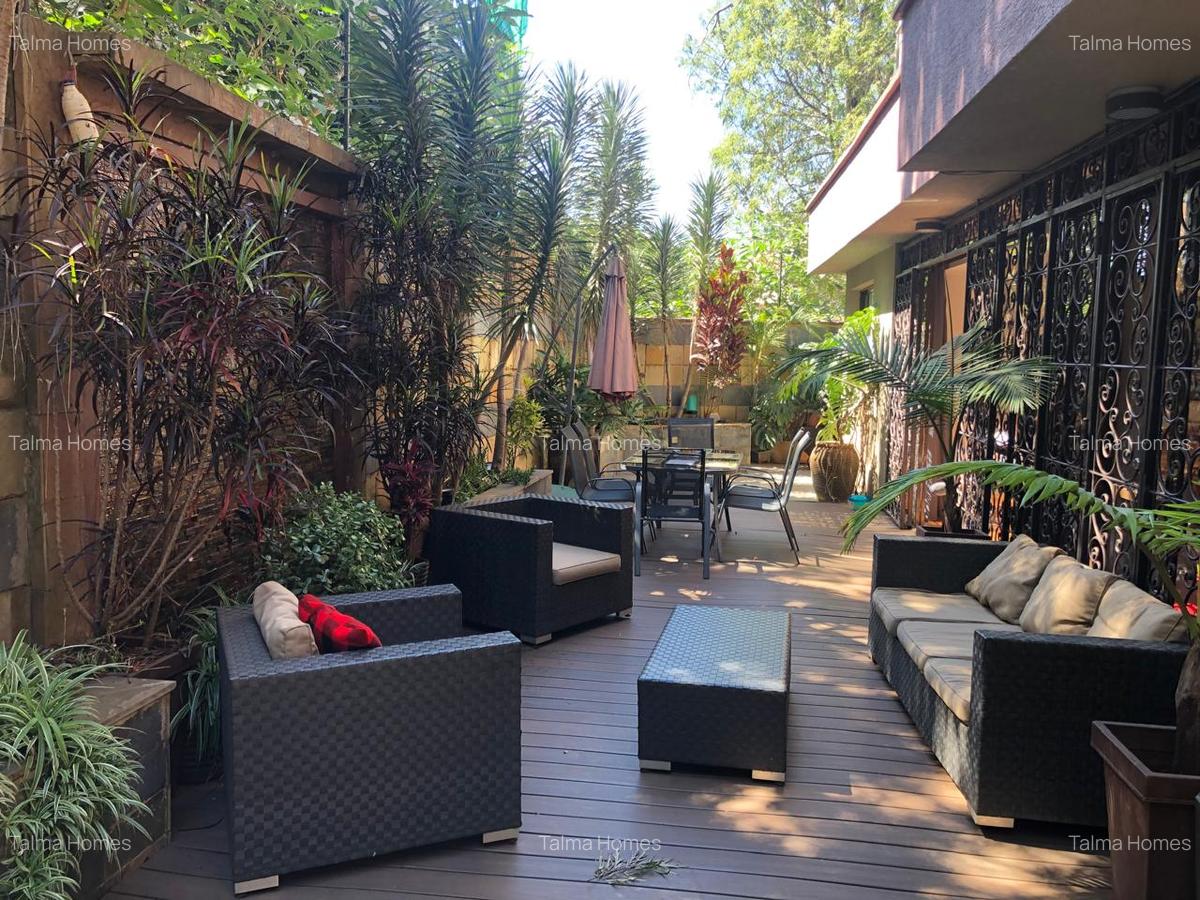 5 Bed Townhouse with En Suite at Lavi - 4