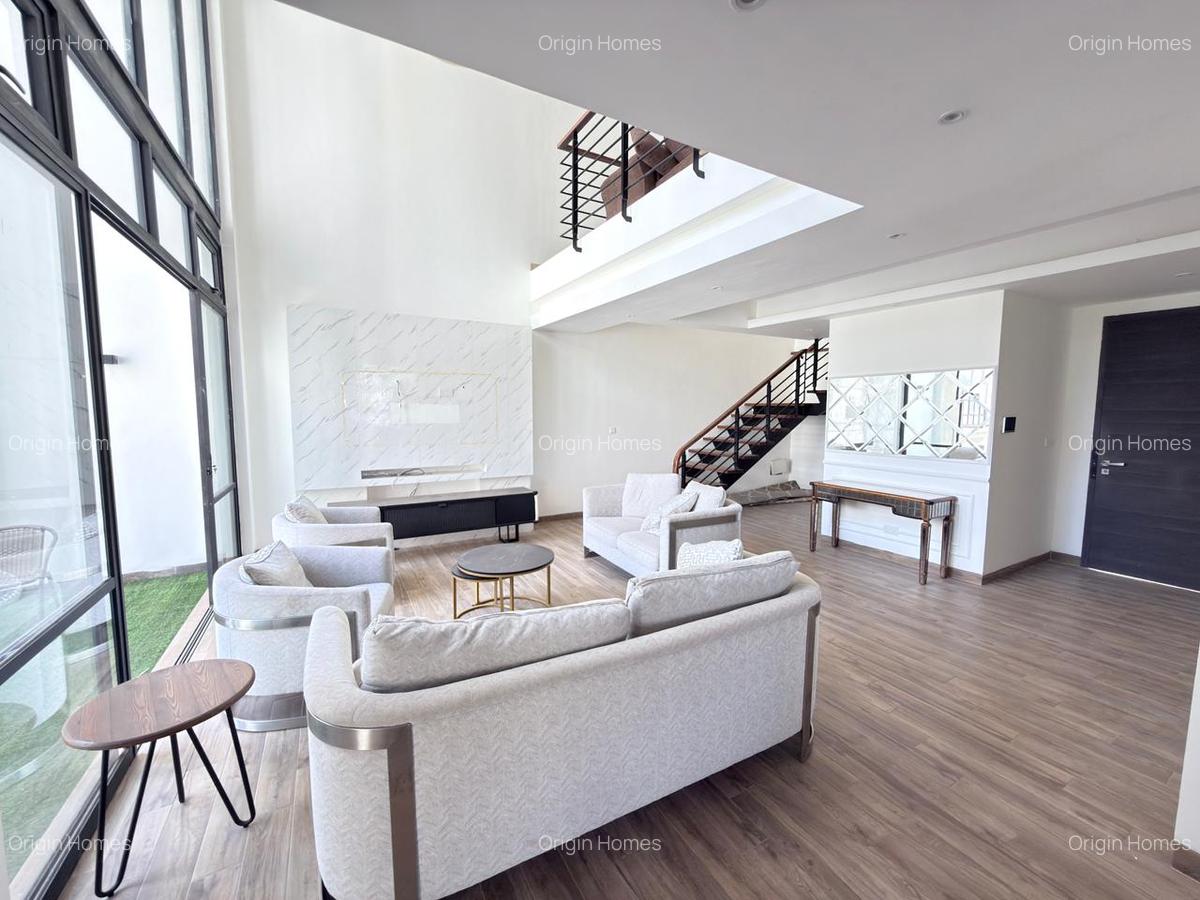 4 Bed Apartment with En Suite at Riverside Drive - 1