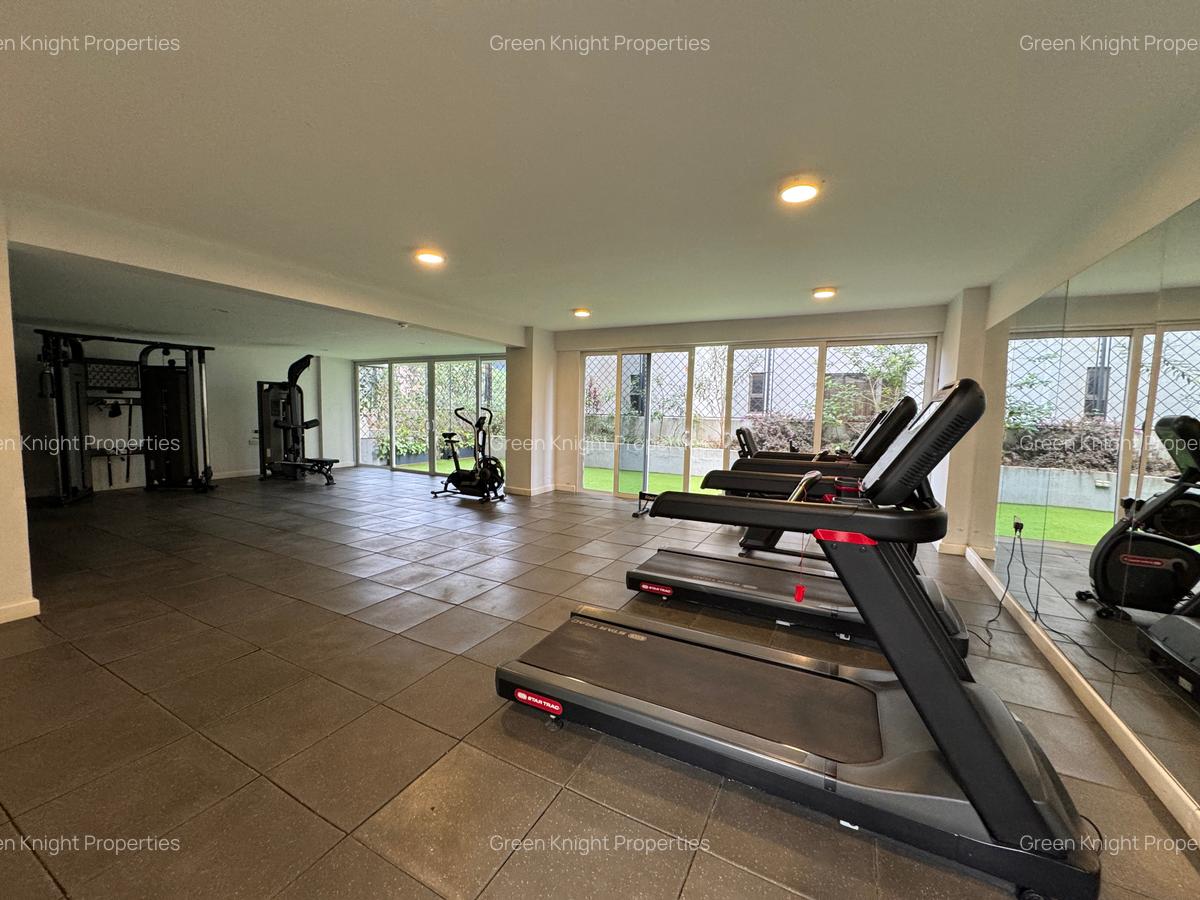 Serviced 2 Bed Apartment with En Suite in Westlands Area - 19