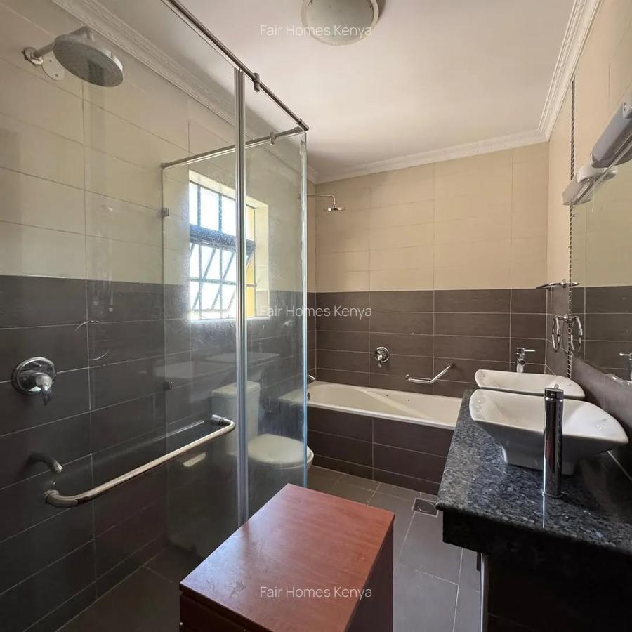 4 Bed Townhouse with En Suite at Chalbi Drive - 8
