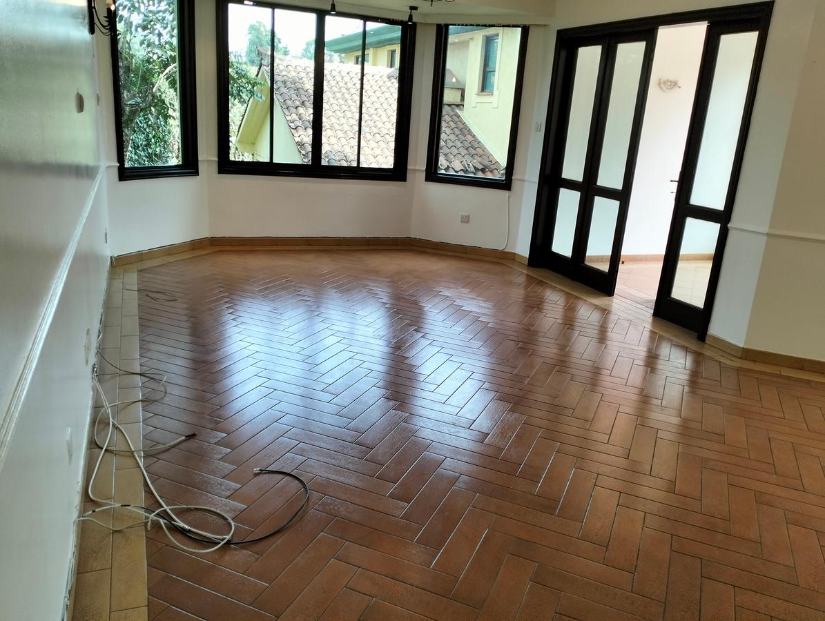 4 Bed Townhouse with En Suite in Westlands Area - 8
