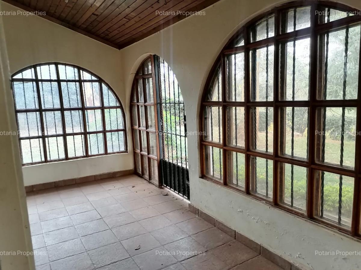 4 Bed House with En Suite in Loresho - 7