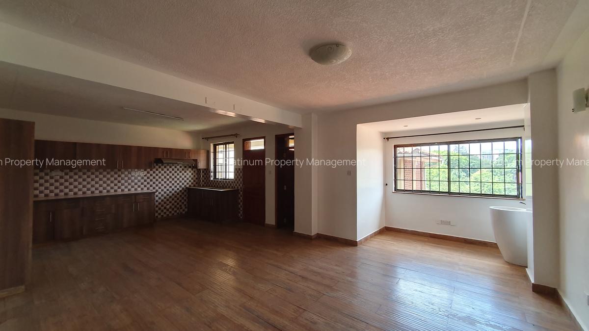 3 Bed Apartment with En Suite at Church Road - 4