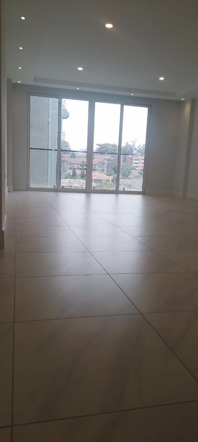 2 Bed Apartment with En Suite in Westlands Area - 18