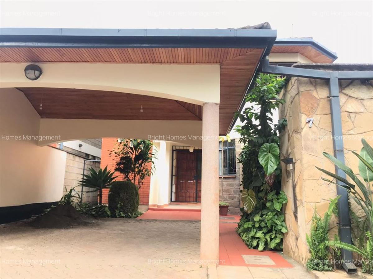 4 Bed Townhouse with En Suite in Lavington - 1