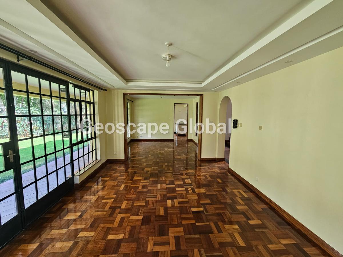 4 Bed House with En Suite in Runda - 5