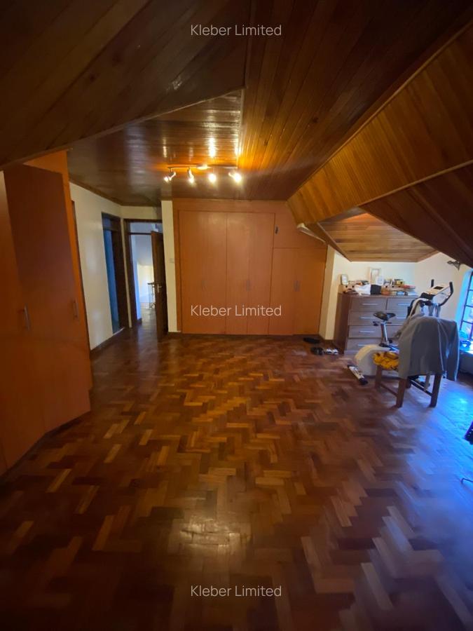 5 Bed House with En Suite at Runda - 4