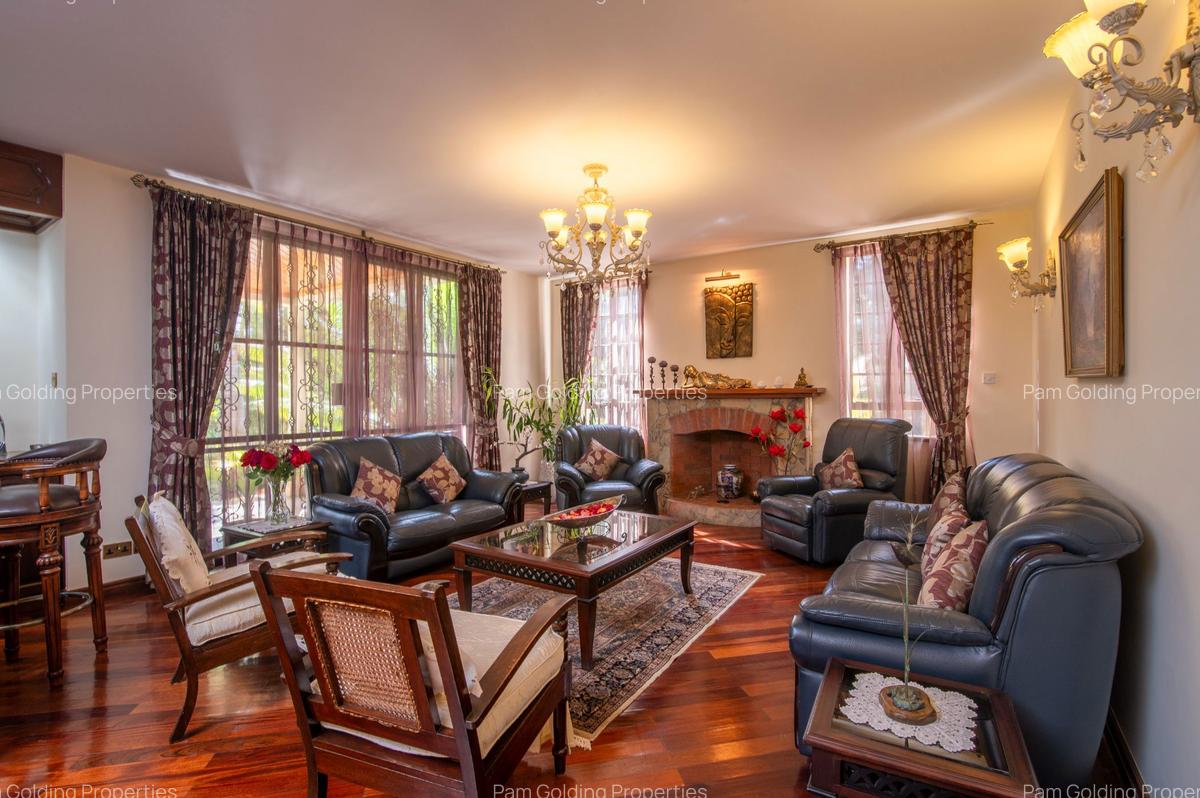 4 Bed House at Nyari - 4