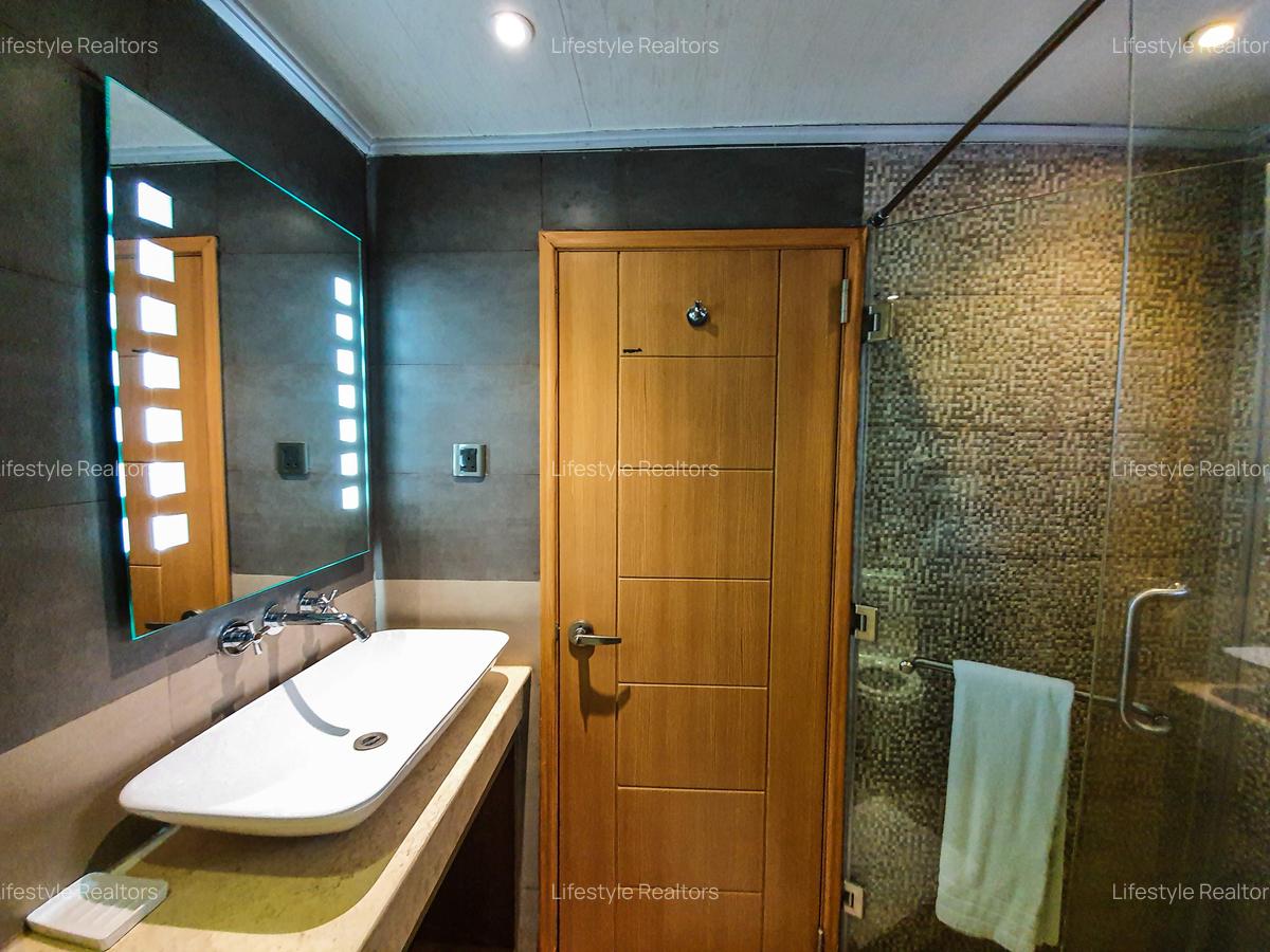 2 Bed Apartment at Wood Avenue - 8