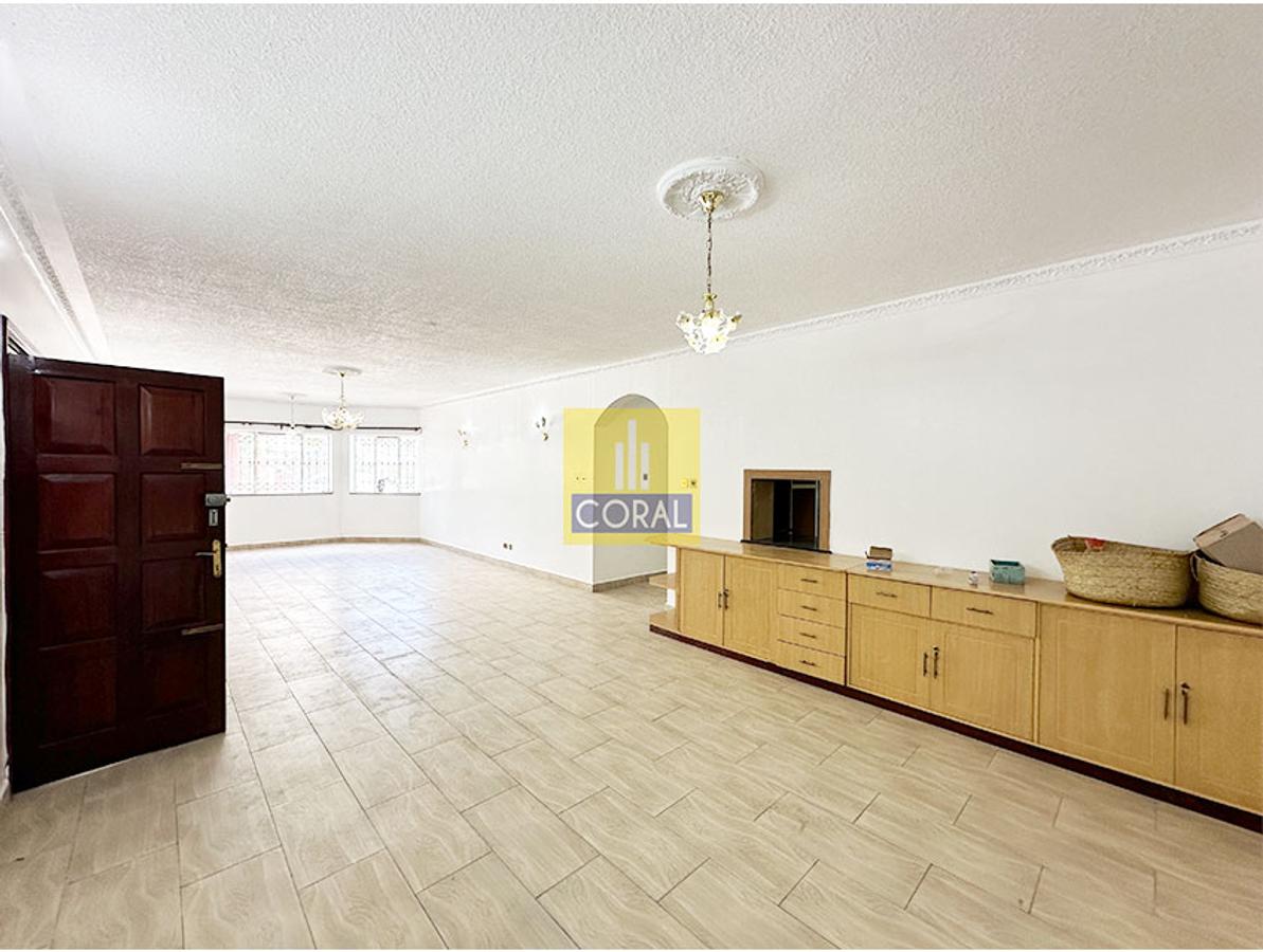 4 Bed Apartment in Parklands - 3