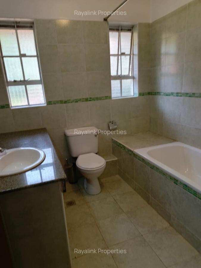 5 Bed House with En Suite at Westlands - 13