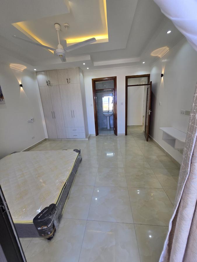 3 Bed Apartment with En Suite at Nyali Road - 14