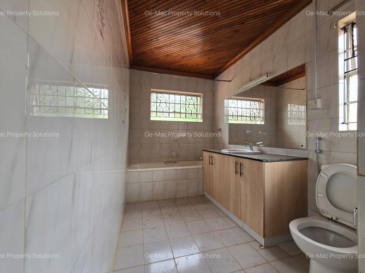 4 Bed House with En Suite in Gigiri - 10