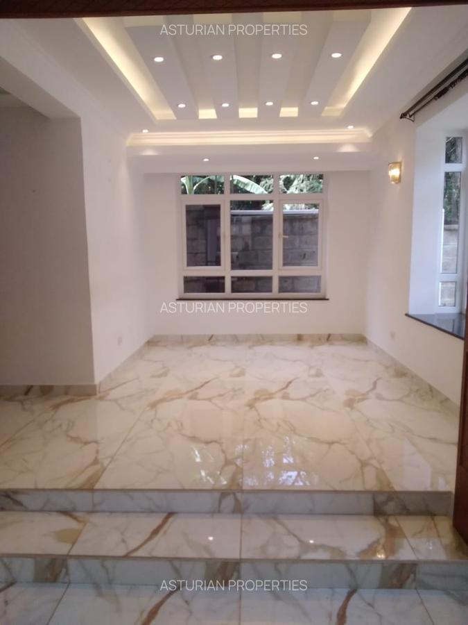 6 Bed Townhouse with En Suite in Lavington - 16