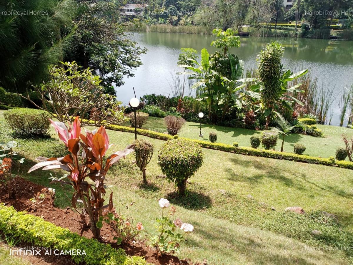 5 Bed House with En Suite at Nyari Road - 2