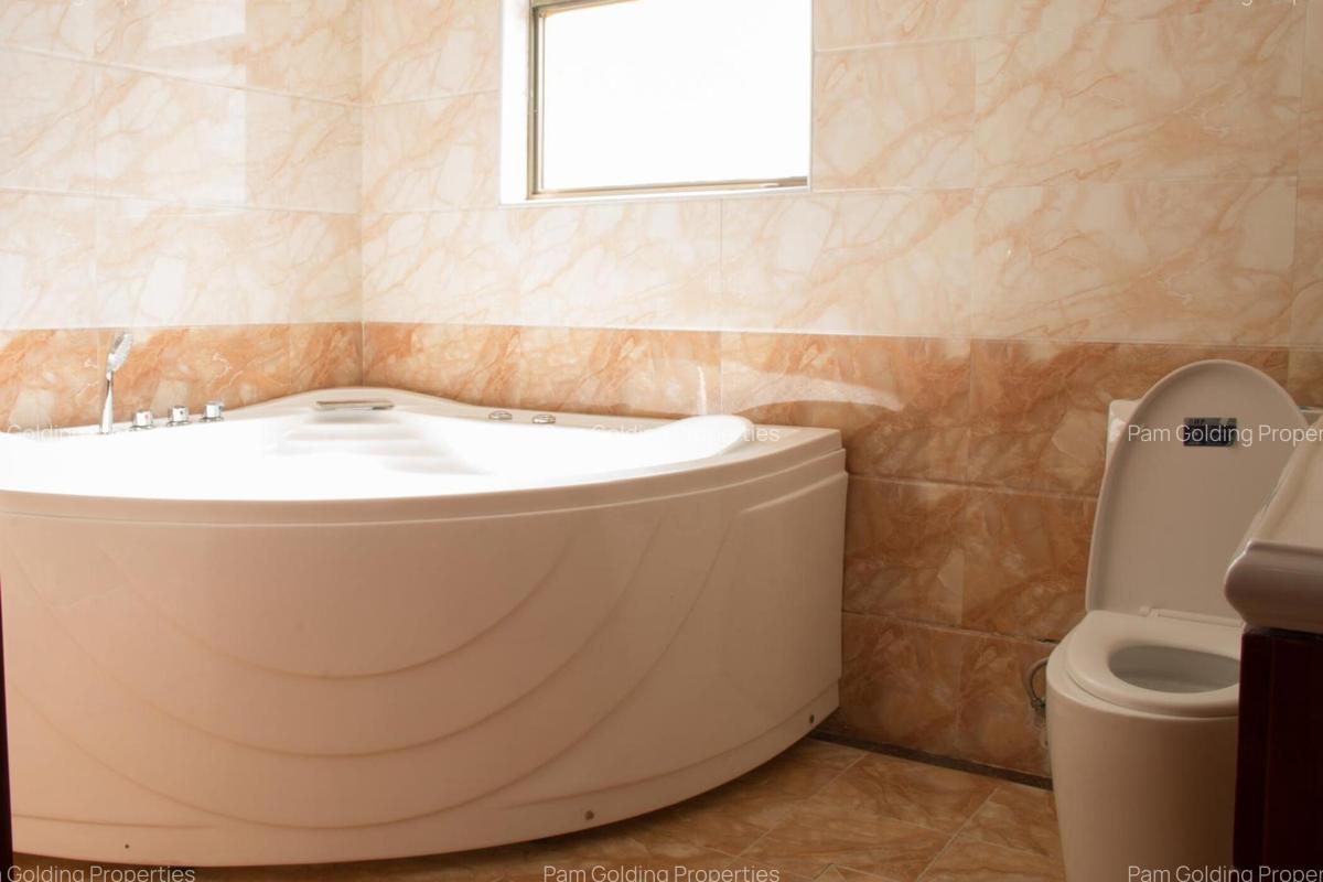 Furnished 3 Bed Apartment with En Suite in Kilimani - 9