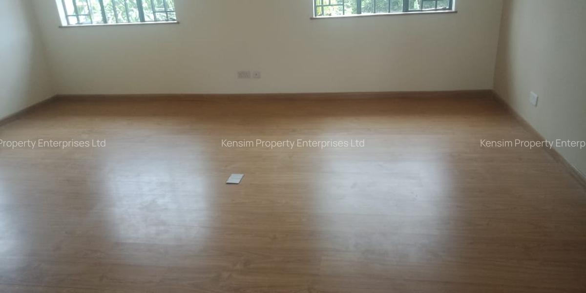 4 Bed Townhouse with En Suite in Runda - 15