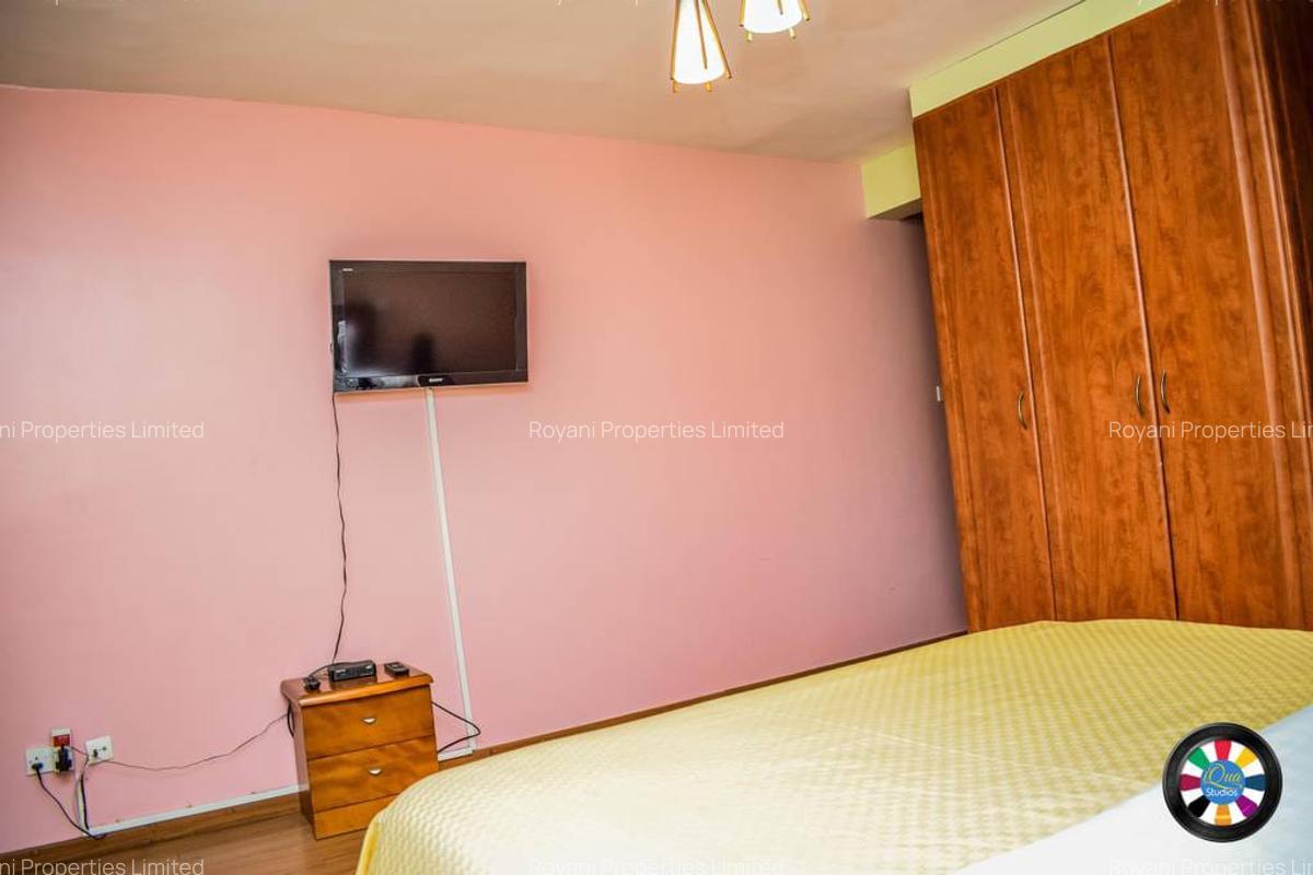 Furnished 4 Bed Apartment with En Suite in Riverside - 13