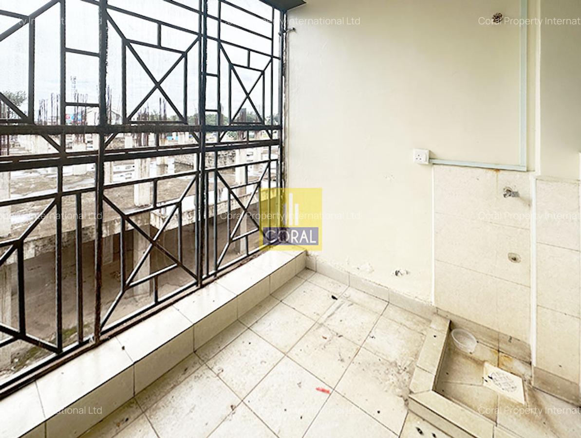2 Bed Apartment in Kilimani - 10
