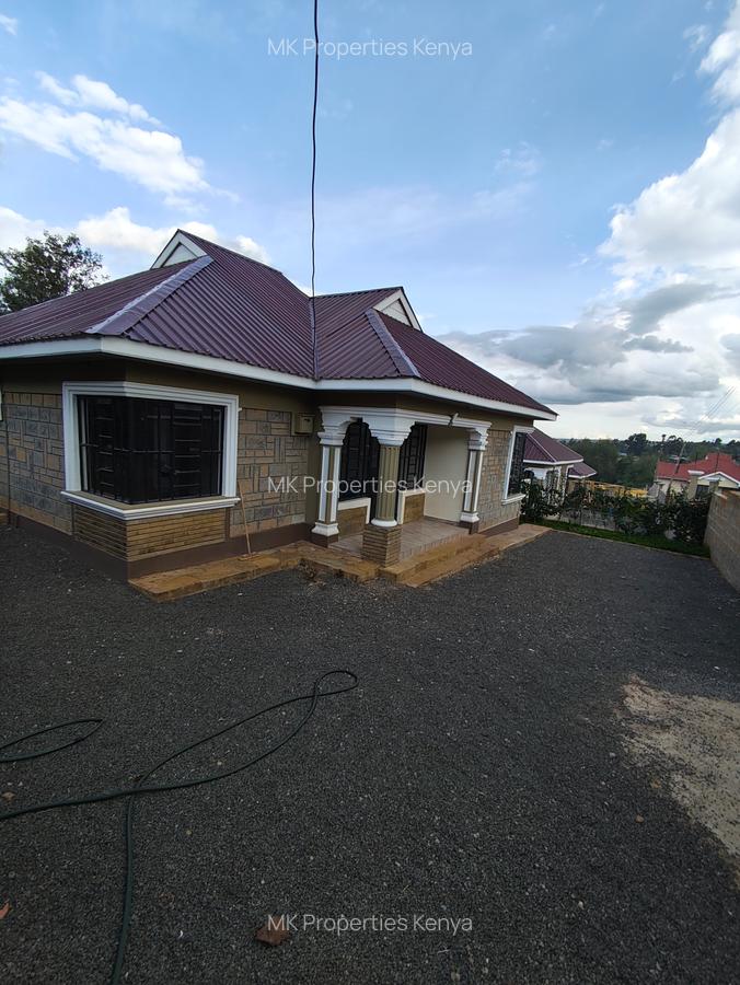 3 Bed House with En Suite at Oloosurutia - 2