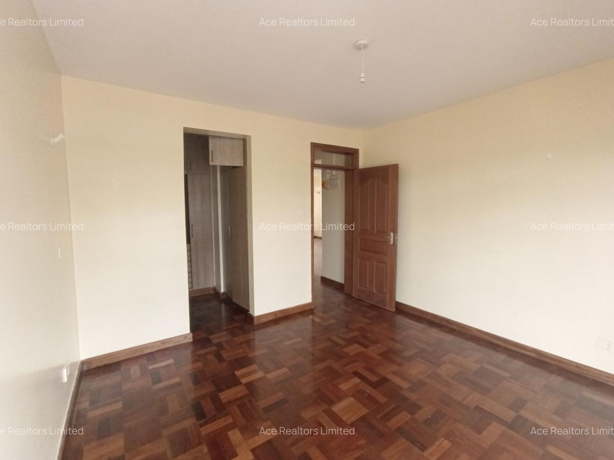 1 Bed Apartment with En Suite at Riverside Drive - 7