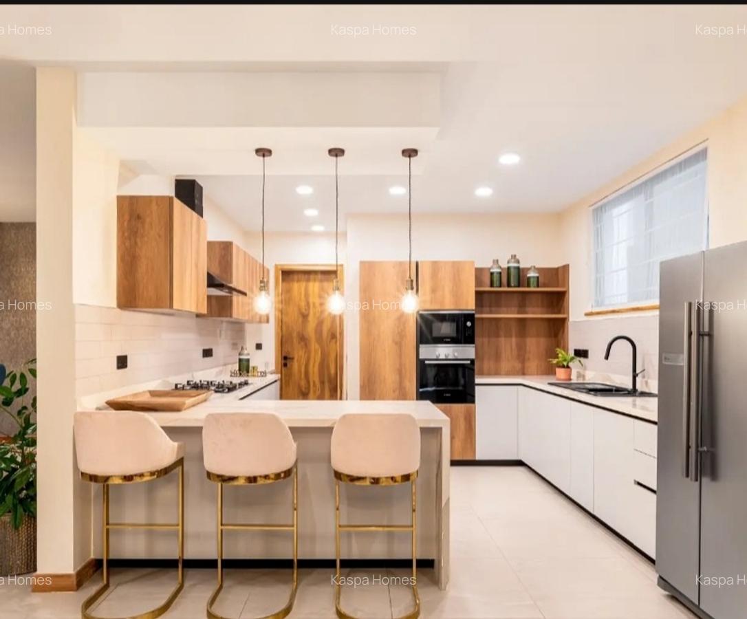 Serviced 4 Bed Apartment with En Suite in Westlands Area - 15