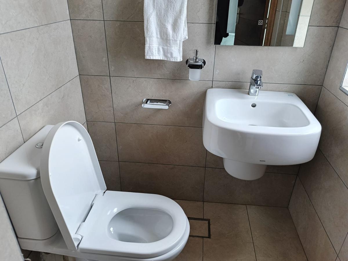 Serviced 1 Bed Apartment with En Suite at Behind Isk - 12