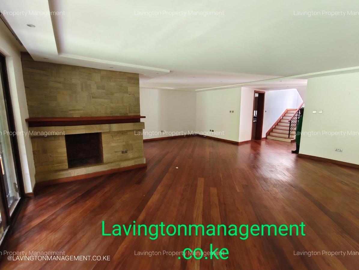 5 Bed Townhouse with En Suite at Lavington Green - 5