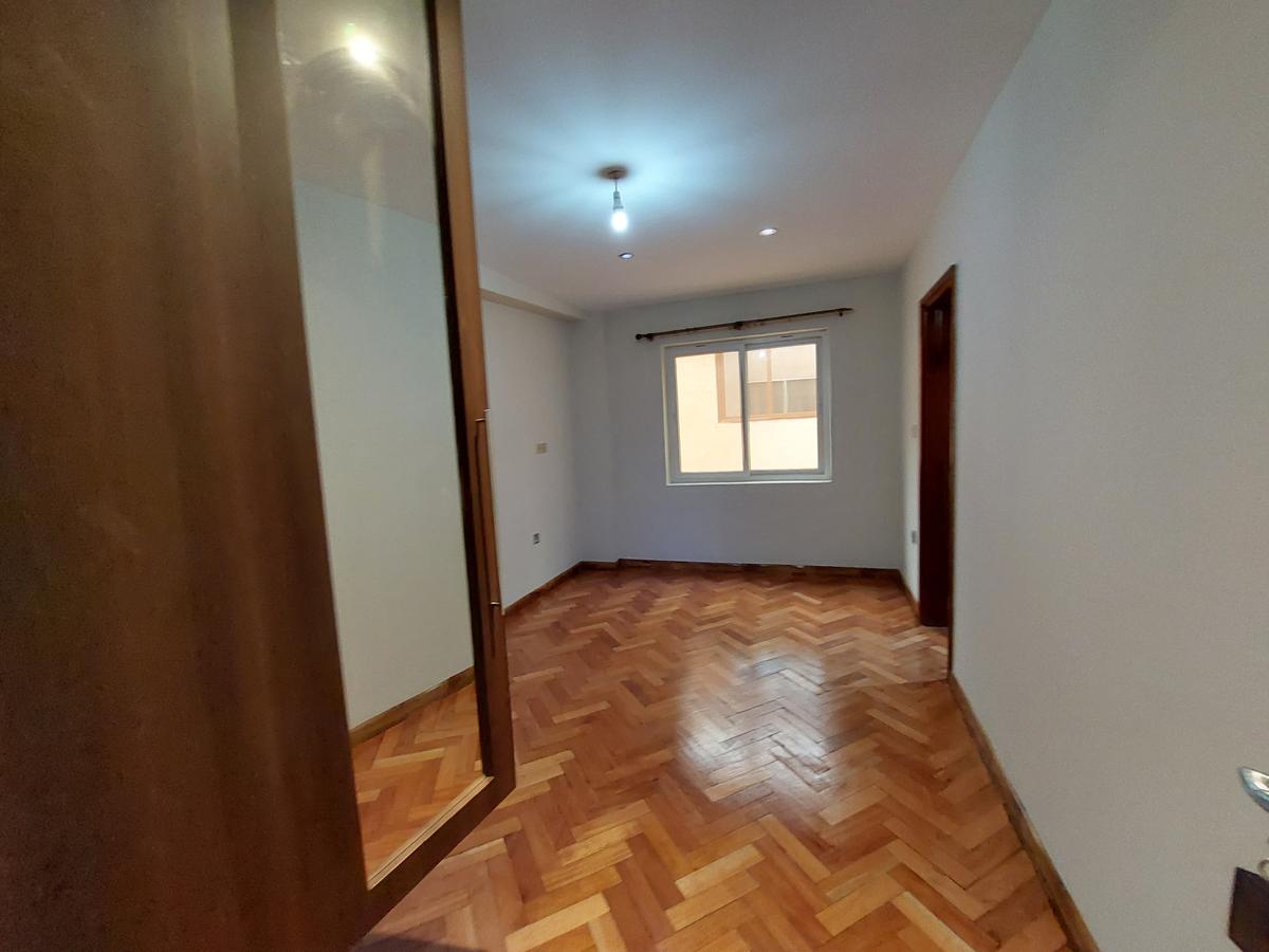 5 Bed Townhouse with En Suite at Convent Drive - 15