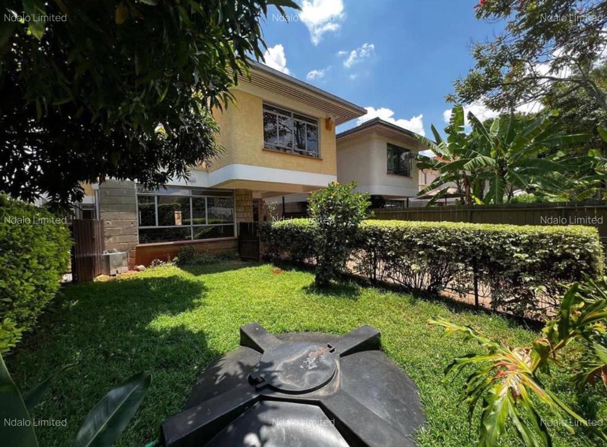 4 Bed Townhouse with En Suite at Lavington - 1