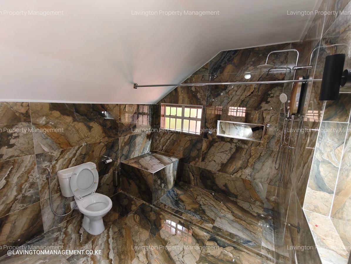 4 Bed Apartment with En Suite at Lavington Green - 10