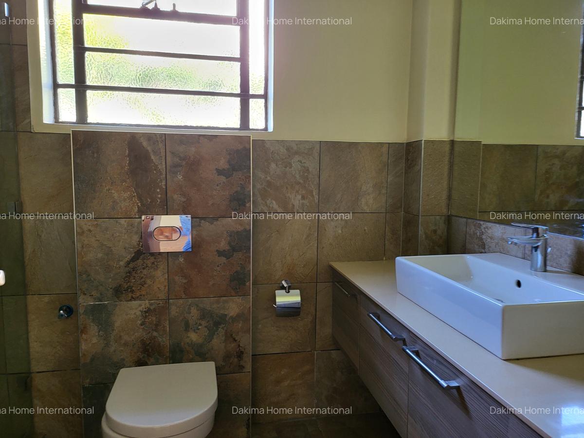 5 Bed Townhouse with En Suite in Lower Kabete - 8