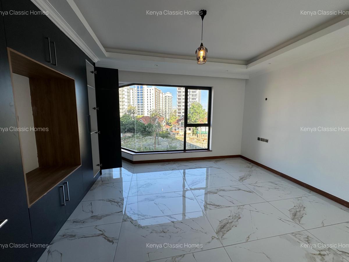 Furnished 3 Bed Apartment with En Suite at Kileleshwa - 10