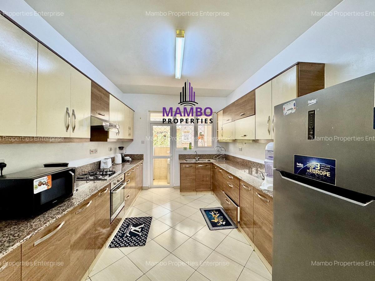 Furnished 2 Bed Apartment with En Suite at Brookside Drive - 4