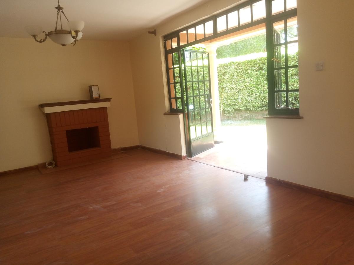 4 Bed Townhouse with En Suite in Runda - 12