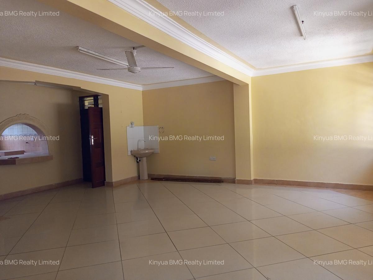 3 Bed Apartment with Borehole at Customs - 1