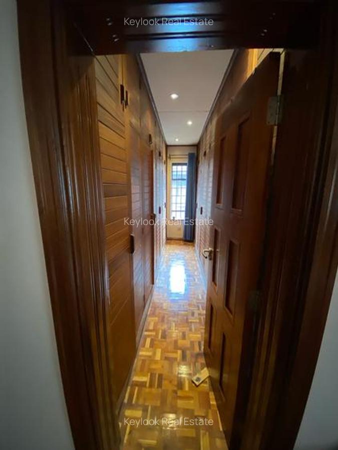 4 Bed Townhouse with En Suite at Peponi Road - 18