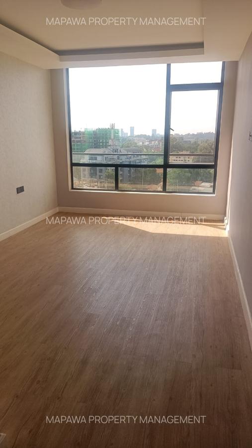 Serviced 3 Bed Apartment with En Suite in Brookside - 8