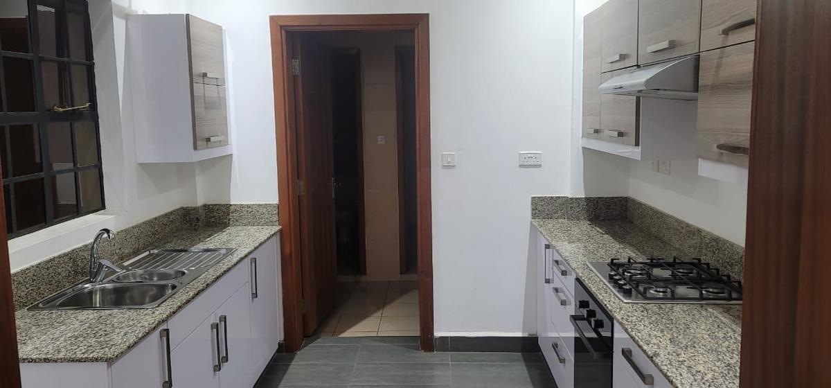 2 Bed Apartment with En Suite in Westlands Area - 3