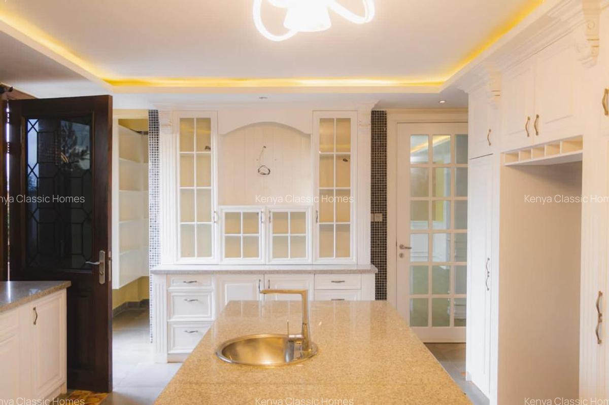 5 Bed Villa with En Suite at Kahawa - 13