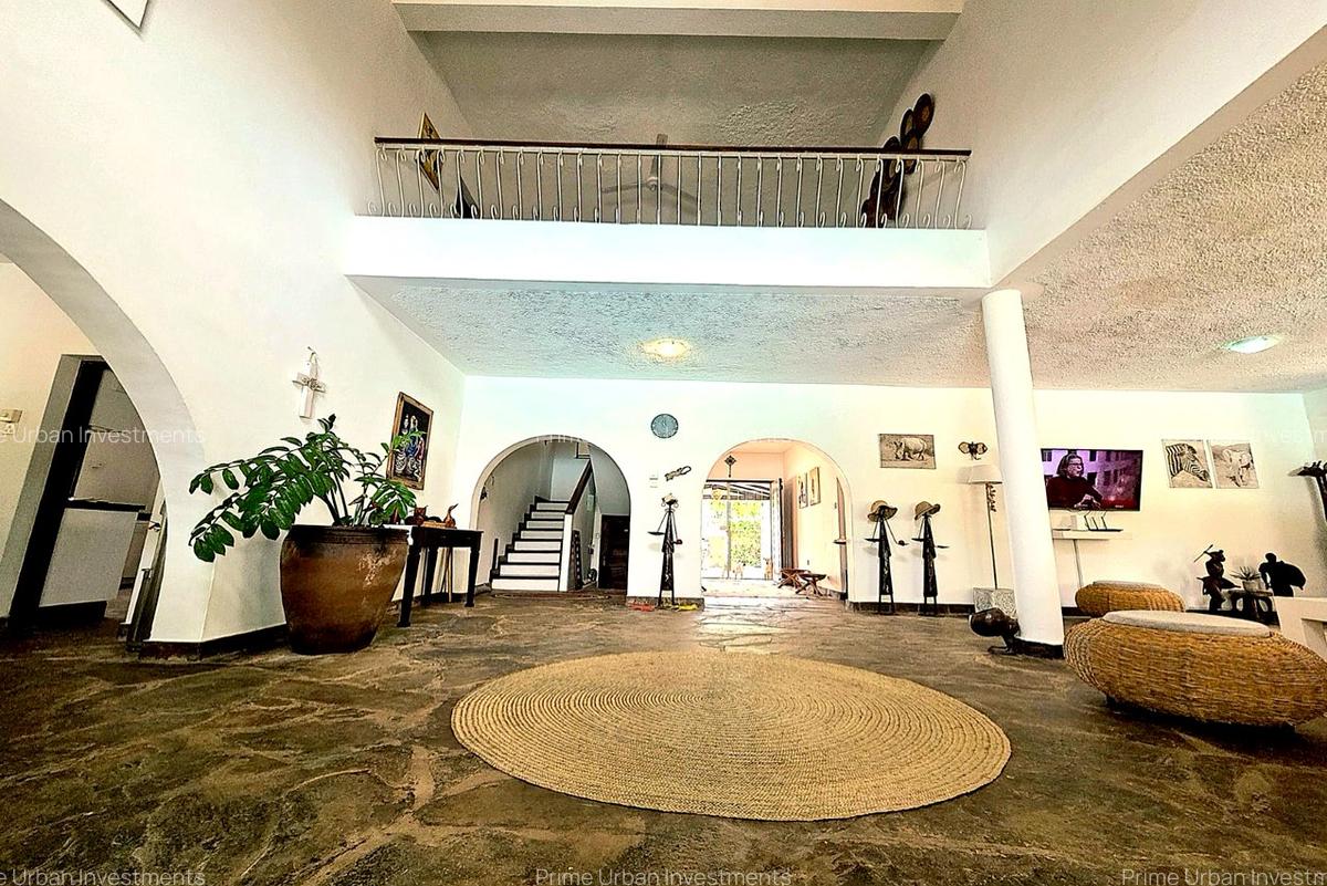 4 Bed House with En Suite at Diani Beach - 2