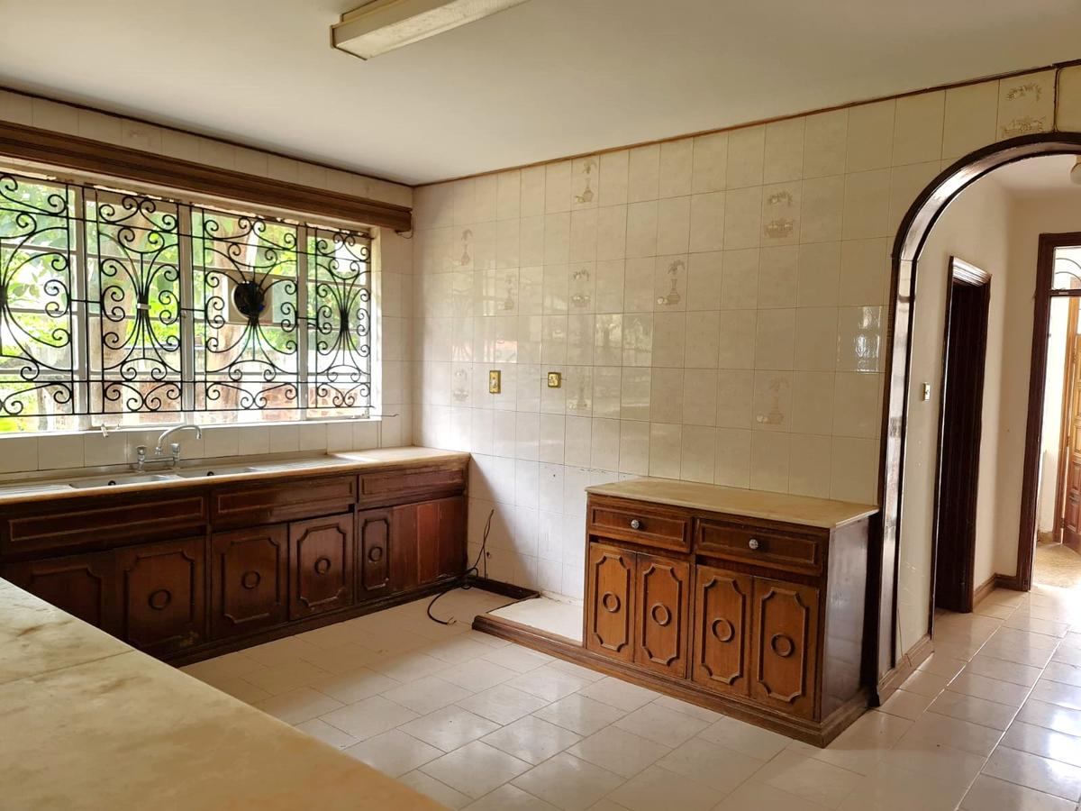 5 Bed House with Staff Quarters in Gigiri - 10