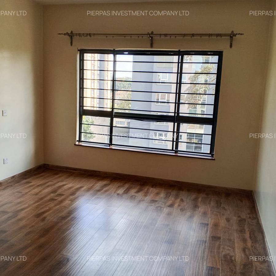Serviced 3 Bed Apartment with En Suite in Westlands Area - 17
