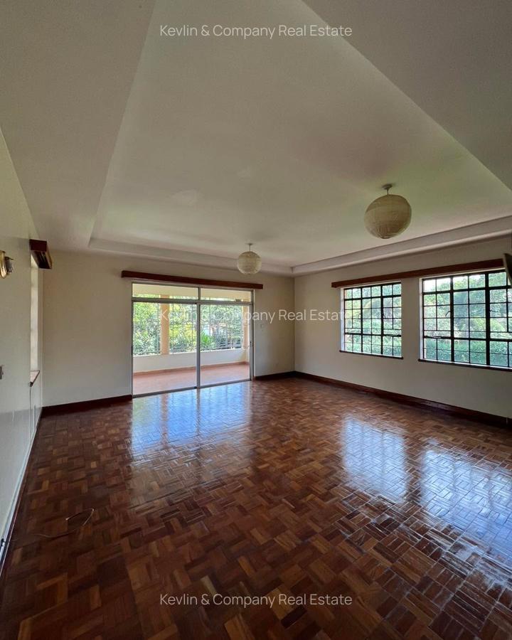 5 Bed Villa with En Suite in Runda - 5