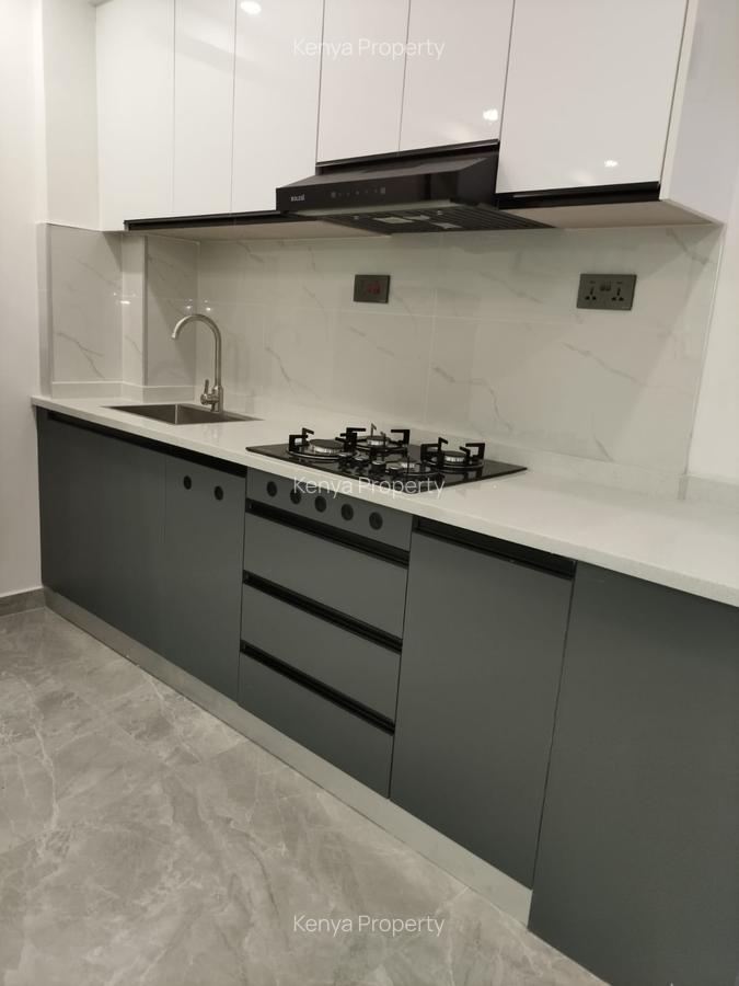 Studio Apartment with Swimming Pool at Arwings Kodhek - 11