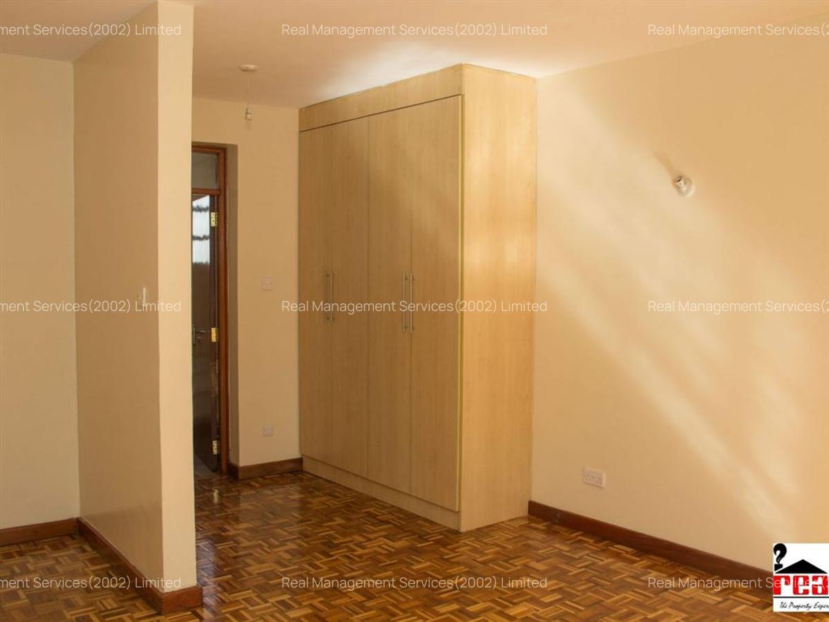 2 Bed Apartment with En Suite in Kilimani - 8