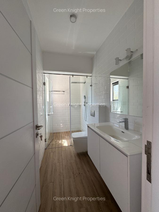 Serviced 3 Bed Apartment with En Suite in Lavington - 14