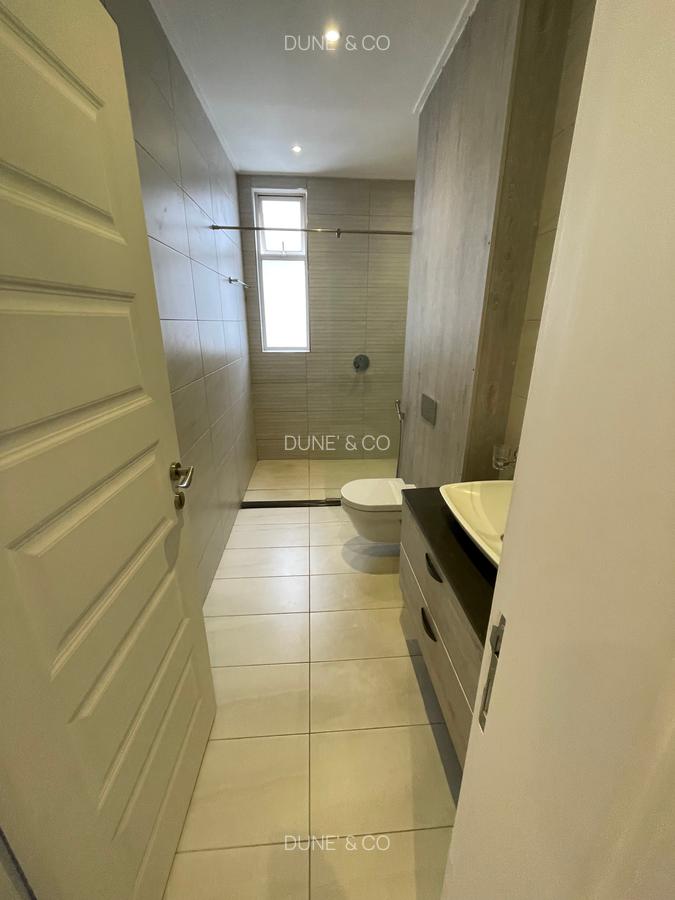 Serviced 1 Bed Apartment with En Suite in Westlands Area - 9