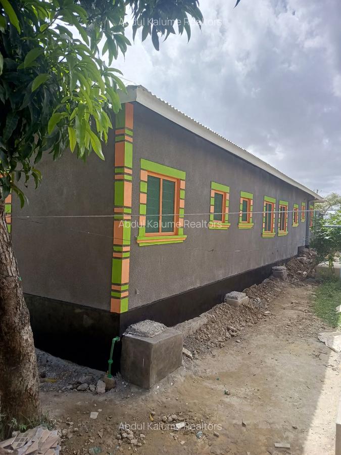 9 Bed House with Borehole at Bamburi - 10
